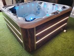 Sarsen - 6 person
